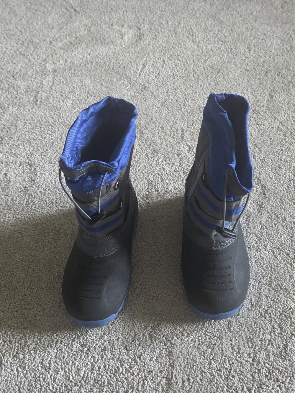 Kids Waterproof Winter Boots in Black and Blue
